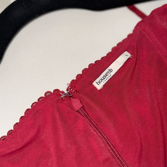 HOUSE OF CB Stefania Underwire Corset Bodice Satin Gown - Picture 4 of 8